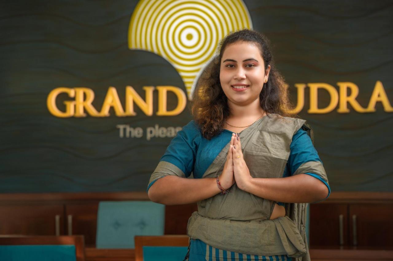 Grand Samudra Hotel 탕갈레 외부 사진