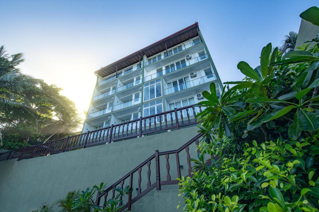 Grand Samudra Hotel 탕갈레 외부 사진