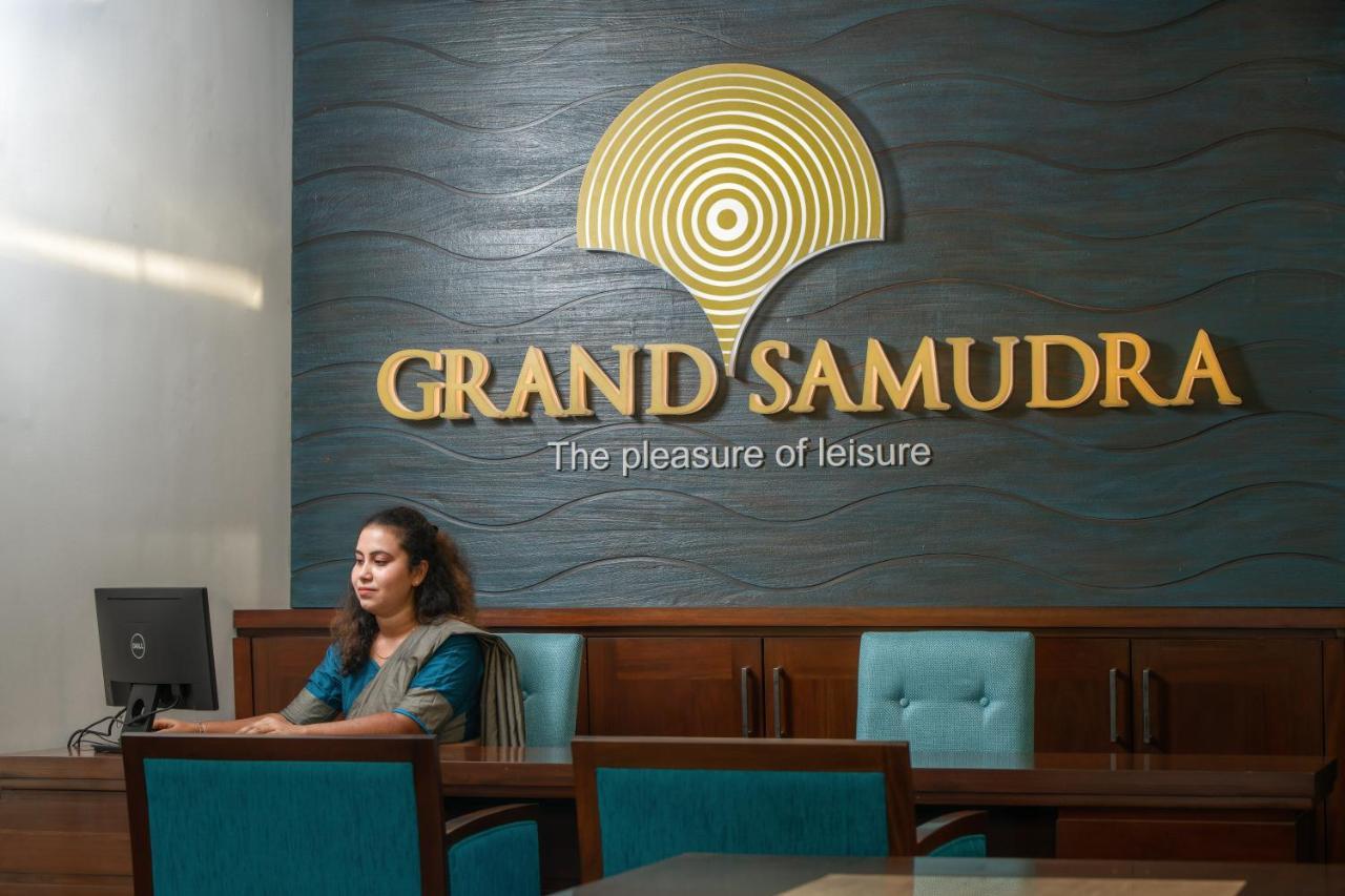 Grand Samudra Hotel 탕갈레 외부 사진