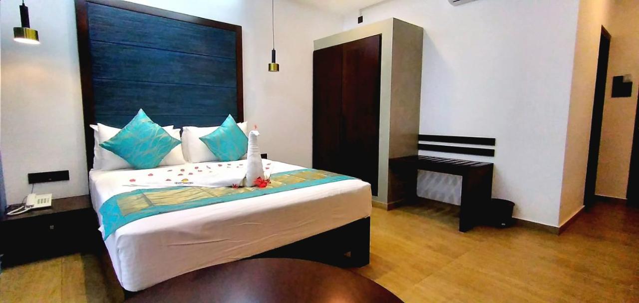 Grand Samudra Hotel 탕갈레 외부 사진